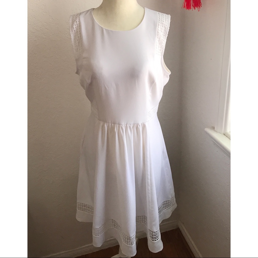 Madison and Jules white Sleeveless Dress